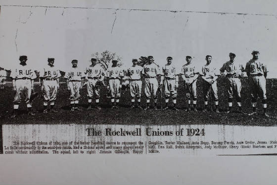 rockwellbaseballteam.jpg