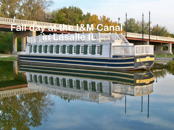xcanal-boat-on-fall-day.jpg
