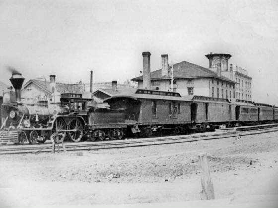 mendotacbqtrainwoldpassengerhse1880.jpg