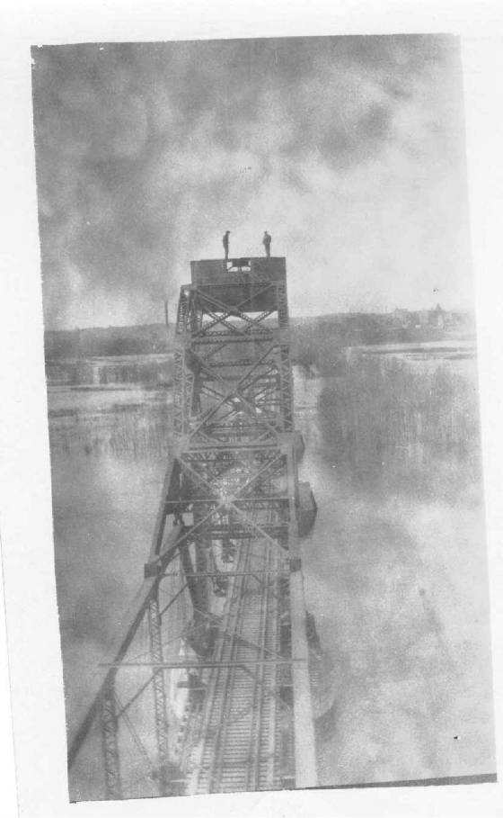 oldcbqilriverbridge.jpg